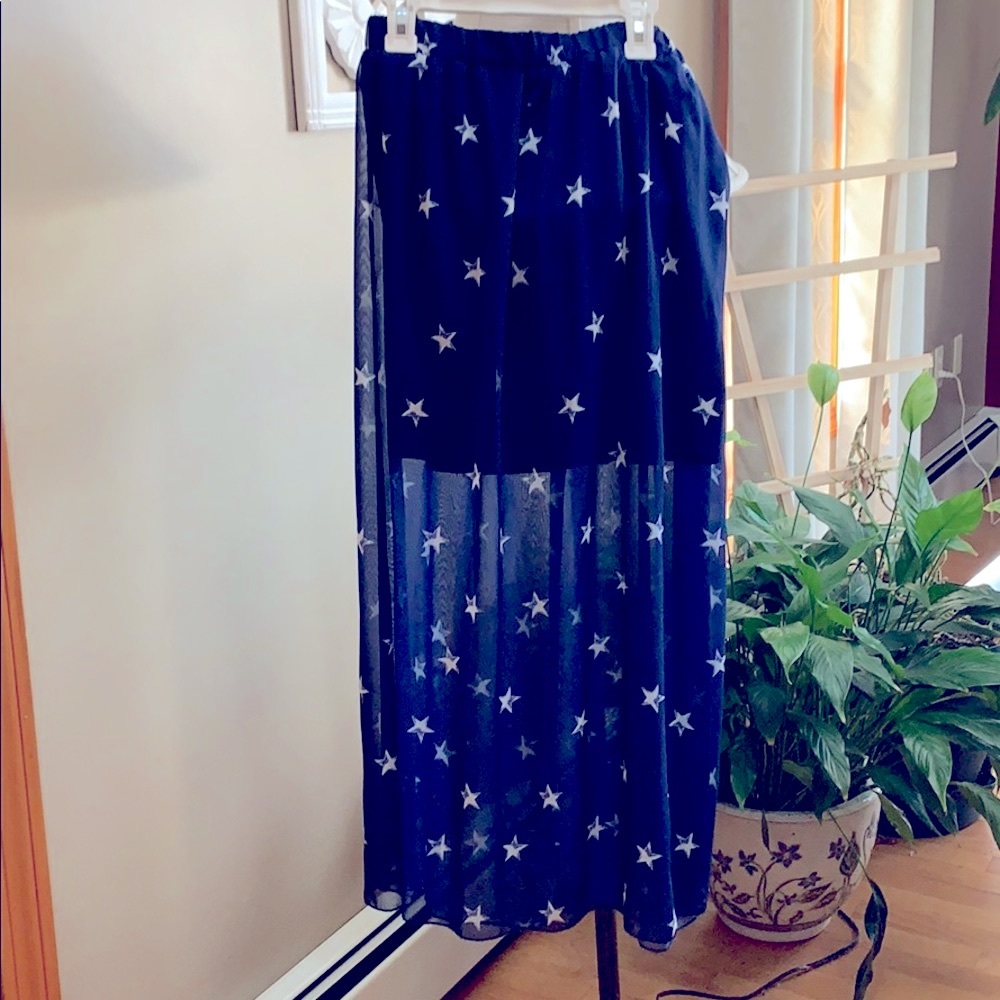 Patriotic H&M Navy Star Maxi Skirt w/attached shorts underneath. See sizing!